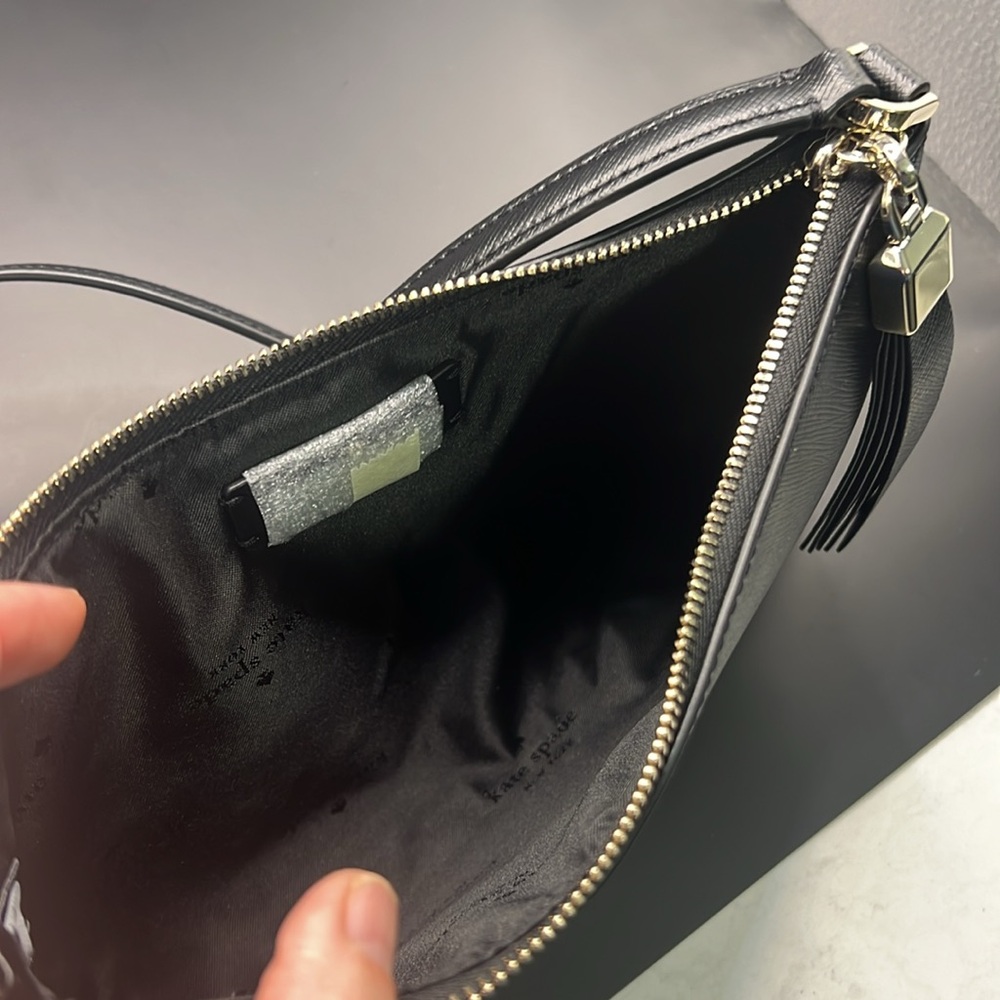 Kate Spade Sadie, small Crossbody purse - Picture 6 of 9